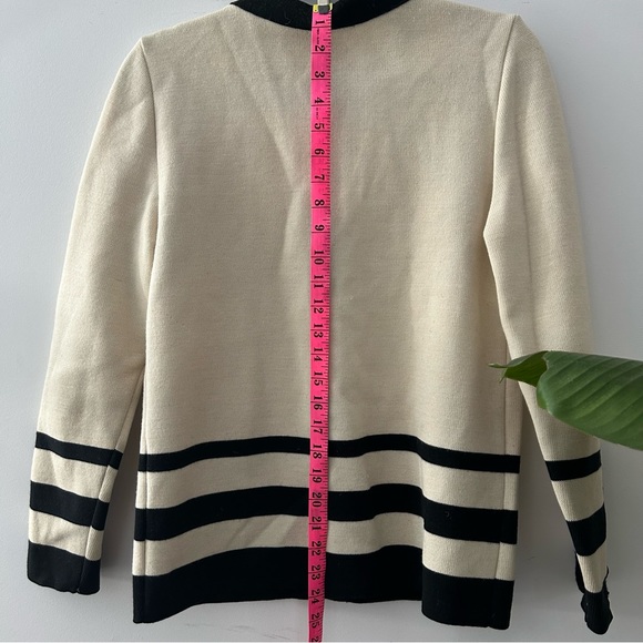 Vintage - Elegant Black and Cream Blazer - Picture 12 of 12